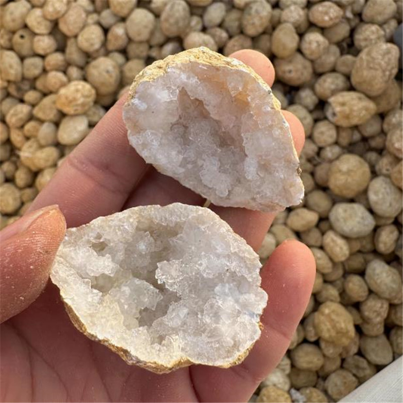 1000 جرام من بلورات العقيق الط - مراجعة Geode Crystal Break وسعره